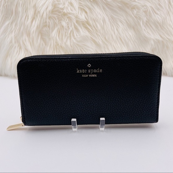 kate spade Handbags - Kate Spade Leila Leather Large Continental Wallet Black
